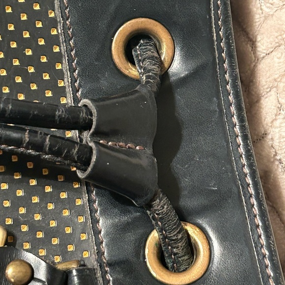 Black and Gold Bucket Bag - Picture 8 of 8